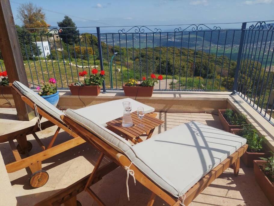 Hararit View נוף הררית Apartman Kültér fotó